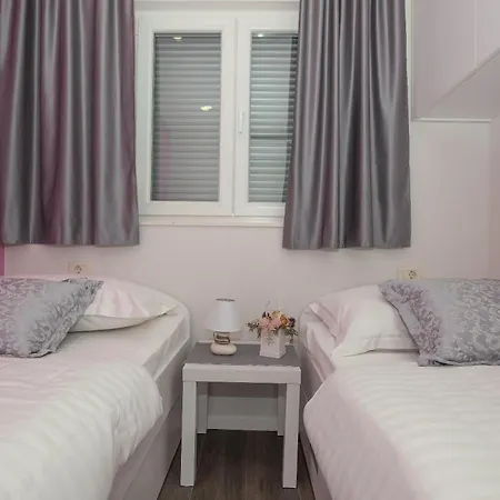 Kati Apartment *