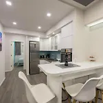 Kati Apartman *
